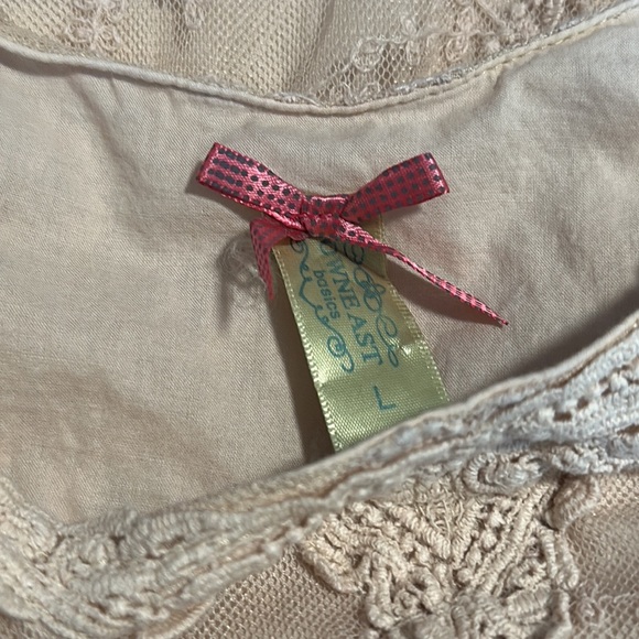 DOWNE EAST Pastel Pink Lace midi dress Scoop neck Short sleeve Costal Cowgirl - Picture 4 of 5